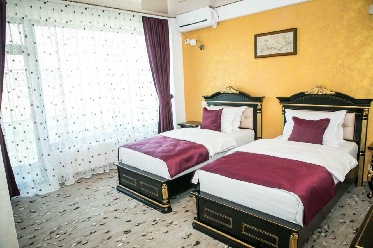 Almar Lake View Boutique H Adults Only مامايا المظهر الخارجي الصورة